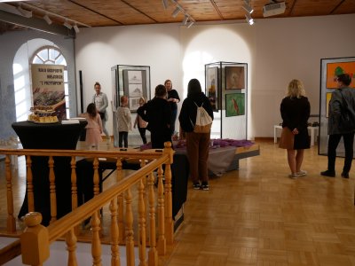 Otwarcie wystawy prac plastycznych